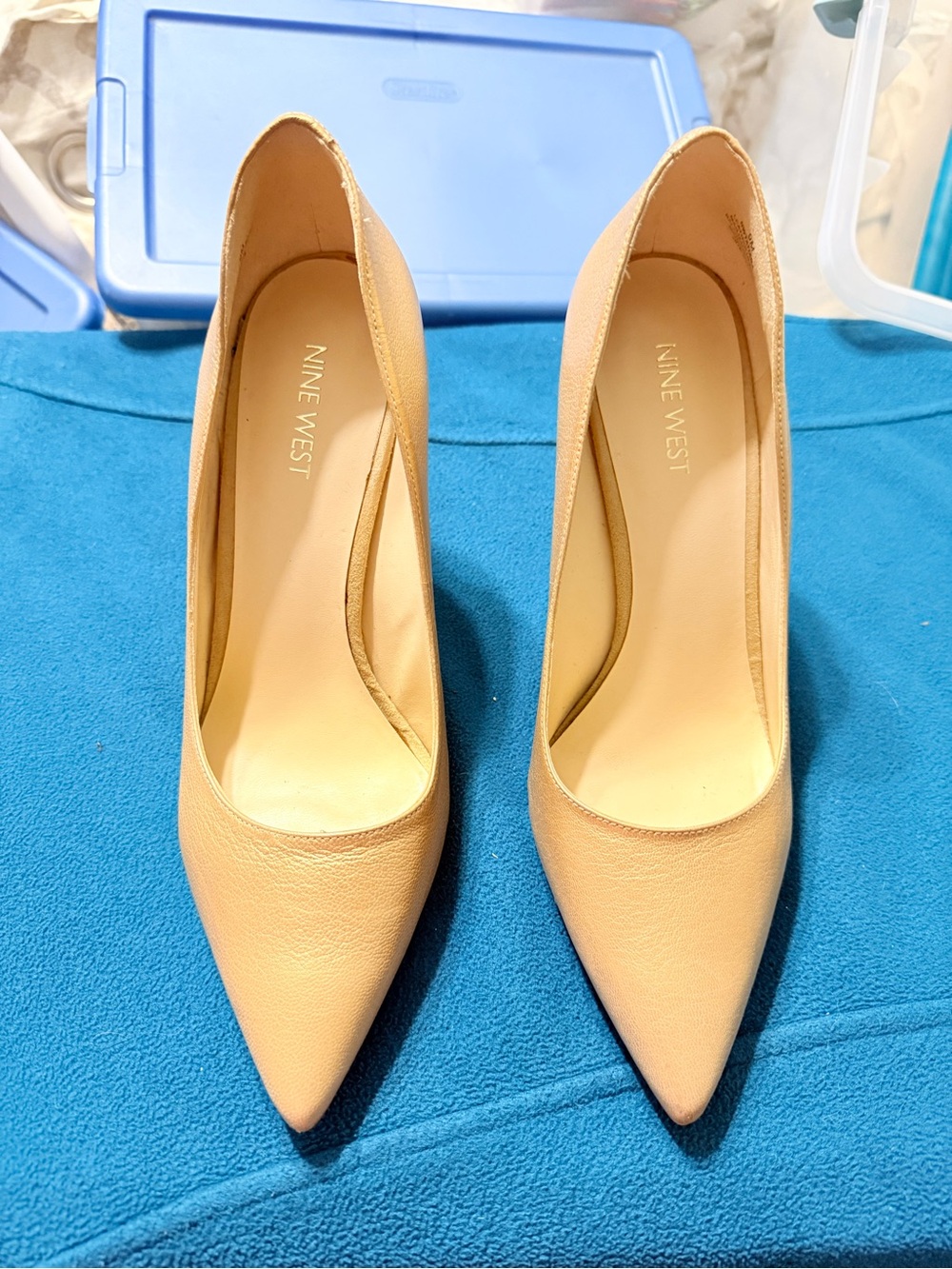 Nine West Women's Gold Pointed-Toe Pumps